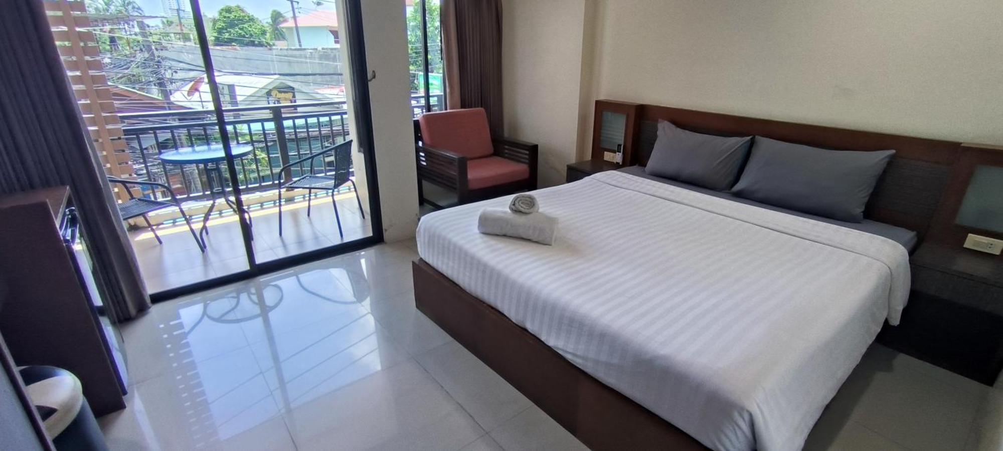 Kanpai Hotel Patong 외부 사진